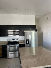 4217 Colbath Ave, Unit The Palms in McAllen, TX - Building Photo - Building Photo
