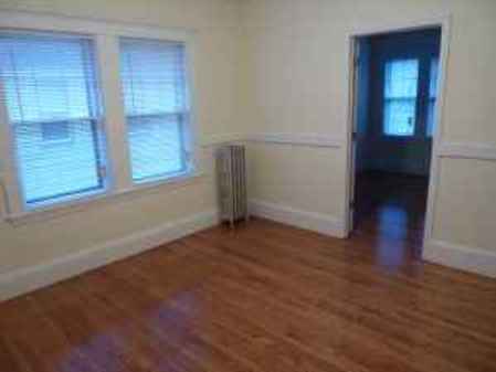 60 Orange St in Waltham, MA - Foto de edificio - Building Photo