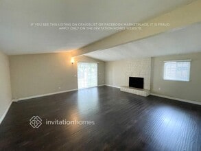 11933 Phillippi Ave in San Fernando, CA - Building Photo - Building Photo