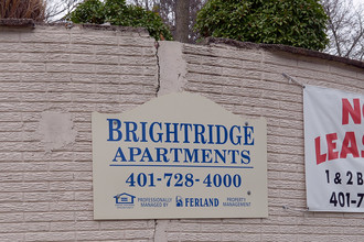 Brightridge Apartments in East Providence, RI - Foto de edificio - Building Photo