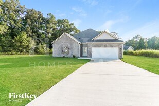 187 Crossroads Cir in Jasper, AL - Building Photo