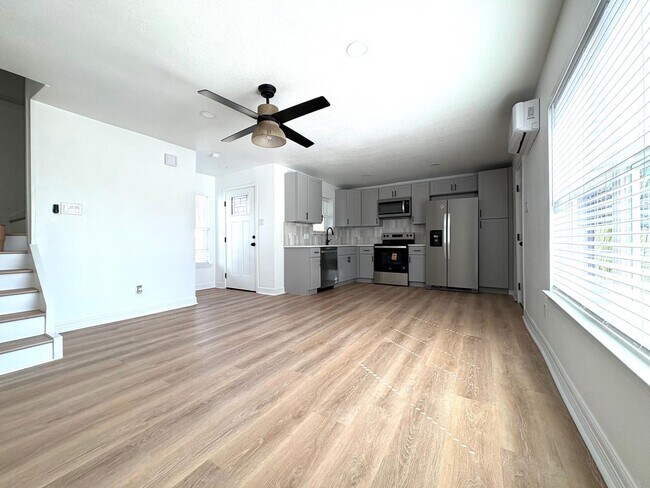 1207 2nd Ave N, Unit 1209 in Texas City, TX - Foto de edificio - Building Photo