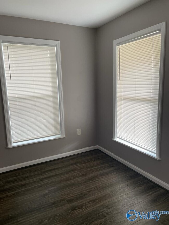 2108 Pulaski Pike NW in Huntsville, AL - Building Photo - Building Photo