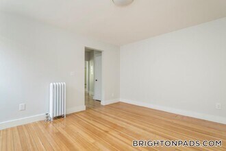 31 South St, Unit 12 in Boston, MA - Building Photo - Building Photo