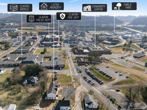 313 W Broad St in Clinton, TN - Building Photo - Building Photo