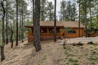 5547 W Ho Gon Wy in Prescott, AZ - Foto de edificio - Building Photo