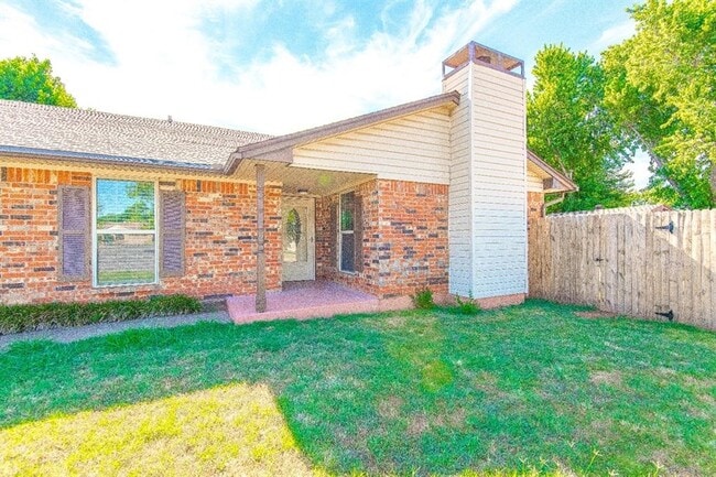 property at 1425 Venus Cir
