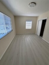 8530 Crespi Blvd in Miami Beach, FL - Building Photo - Building Photo