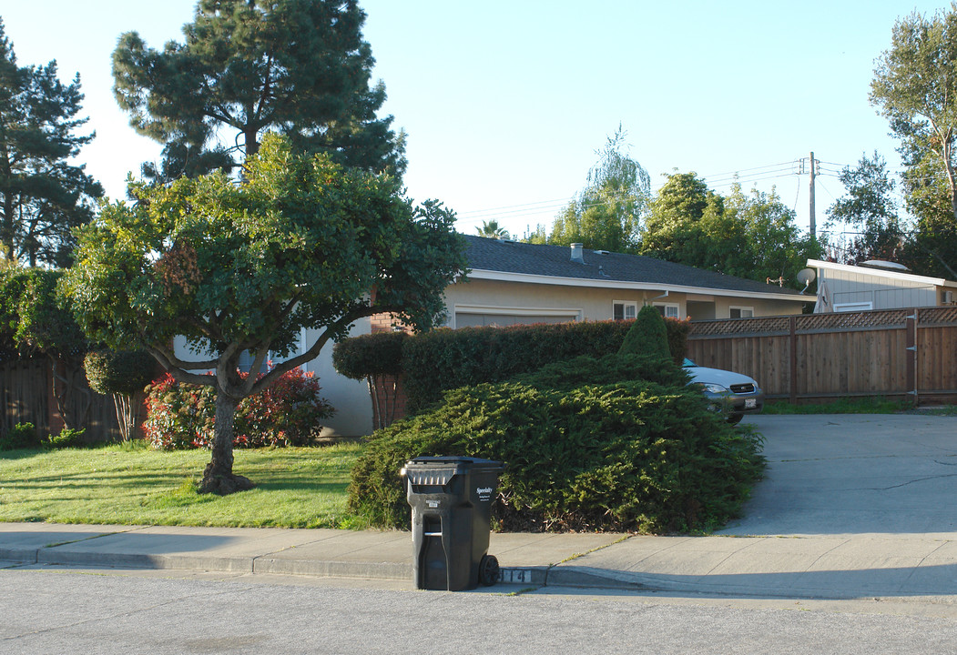 414 Offenbach Pl in Sunnyvale, CA - Building Photo