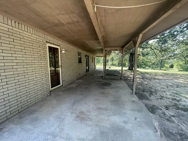 1401 Folsom Blvd in Pocola, OK - Building Photo - Building Photo