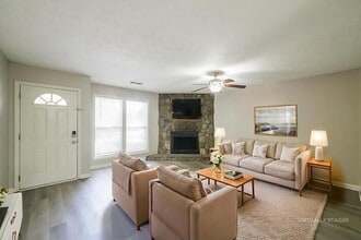 1631 Pecan Log Pl in Austell, GA - Building Photo - Building Photo