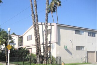 LB0985 (Rubs) (Imp.) in Long Beach, CA - Foto de edificio - Building Photo