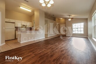 8006 Grand Pines Blvd in Lakeland, FL - Building Photo - Building Photo