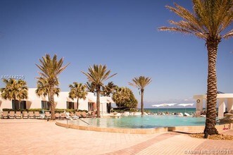 3101 S Ocean Dr-Unit -505 in Hollywood, FL - Building Photo - Building Photo