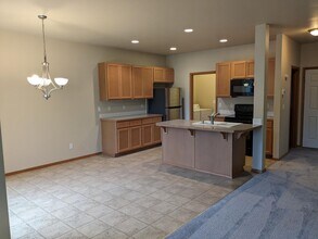 305 Pike St SE in Auburn, WA - Building Photo - Building Photo