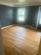 19724 Kenosha St in Harper Woods, MI - Building Photo - Building Photo