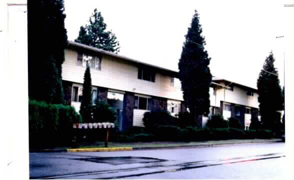 Camas House Apartments in Camas, WA - Building Photo - Building Photo