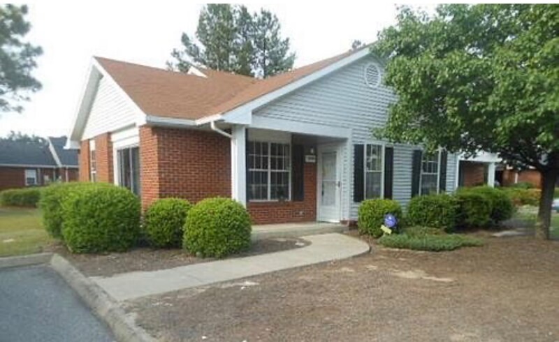 1226 Wilshire Cir in Aberdeen, NC - Building Photo