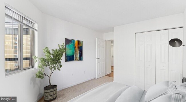 property at 450 N 18th St