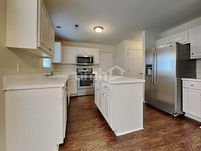 3596 Bent Trace Dr in High Point, NC - Building Photo - Building Photo