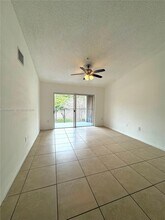 4808 N State Rd 7 in Coconut Creek, FL - Foto de edificio - Building Photo