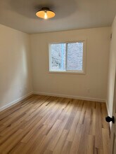 730 E Shore Dr in Pekin, IL - Building Photo - Building Photo