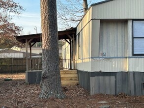 52 White Oak Village in Rainbow City, AL - Building Photo - Building Photo