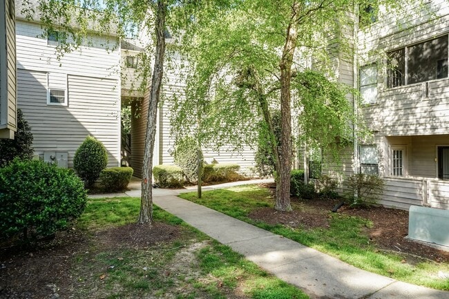 600 Audubon Lake Dr in Durham, NC - Building Photo - Building Photo