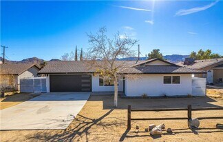 61939 Petunia Dr in Joshua Tree, CA - Building Photo