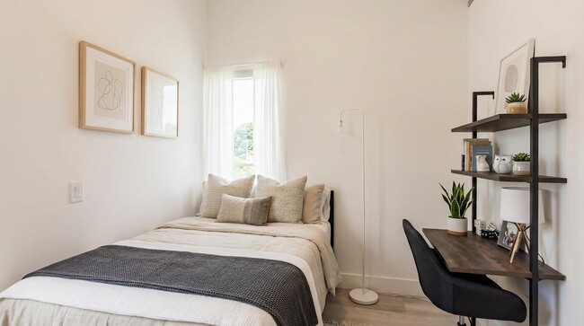 property at 121 NW 7th Ave