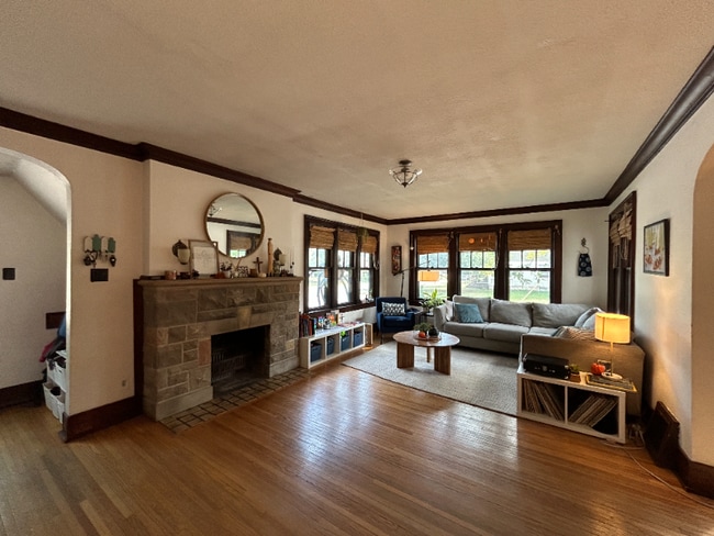 property at 303 N Russell Ave