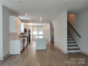 1037 Wesley Terrace Ave in Charlotte, NC - Building Photo - Building Photo