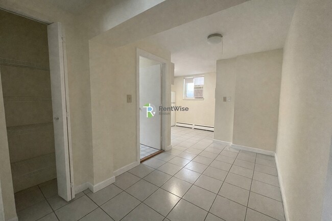 71 Colborne Rd, Unit GA in Boston, MA - Building Photo - Building Photo