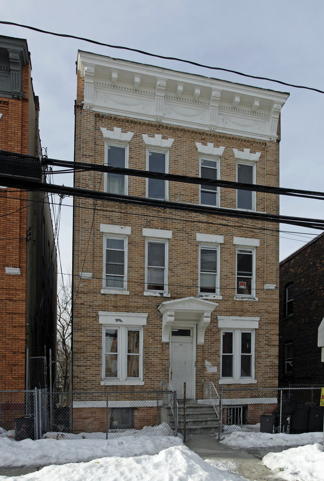 47 Grant Ave in Jersey City, NJ - Building Photo - Building Photo