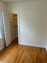 4343 W Crystal St, Unit 2nd floor in Chicago, IL - Building Photo - Building Photo