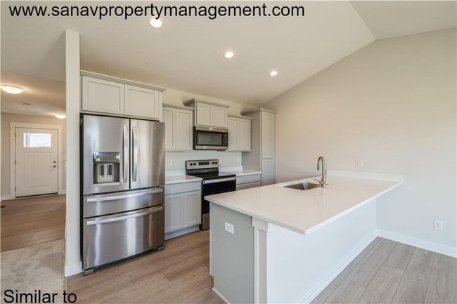 635 SE Mesa Dr in Waukee, IA - Building Photo - Building Photo