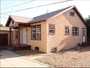 1244 W 46th St in Los Angeles, CA - Building Photo - Building Photo