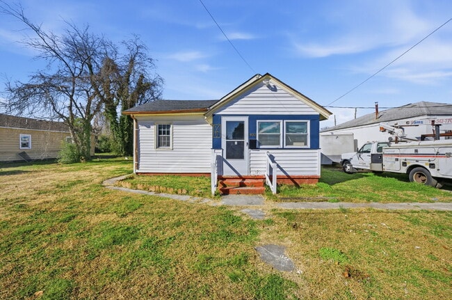 property at 402 Heffelfinger St