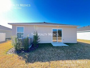 1241 NW 48th Terrace in Ocala, FL - Building Photo - Building Photo