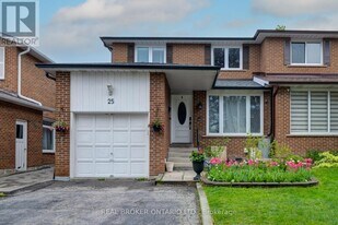 25 Charnwood Pl in Markham, ON - Building Photo