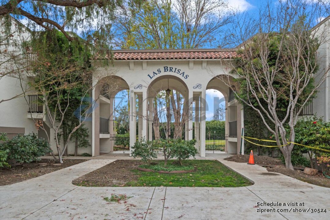 1730 Halford Ave in Santa Clara, CA - Building Photo