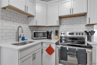 617 Niagara St in Buffalo, NY - Building Photo - Building Photo