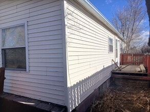 716 Linnell St in Brule, NE - Foto de edificio - Building Photo