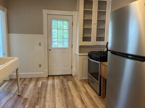 14 Crombie St in Burlington, VT - Building Photo - Building Photo