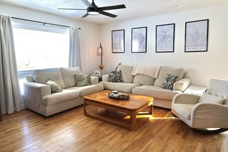 100 E Hartley St in Ozark, MO - Building Photo - Building Photo