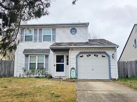 1623 High Plains Dr in Virginia Beach, VA - Building Photo