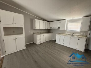 10142 W Indian Creek Rd in San Angelo, TX - Building Photo - Building Photo