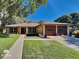 15710 Fern Ridge St in San Antonio, TX - Building Photo