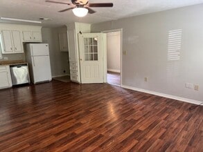 1460 May Ave in Jackson, MS - Foto de edificio - Building Photo