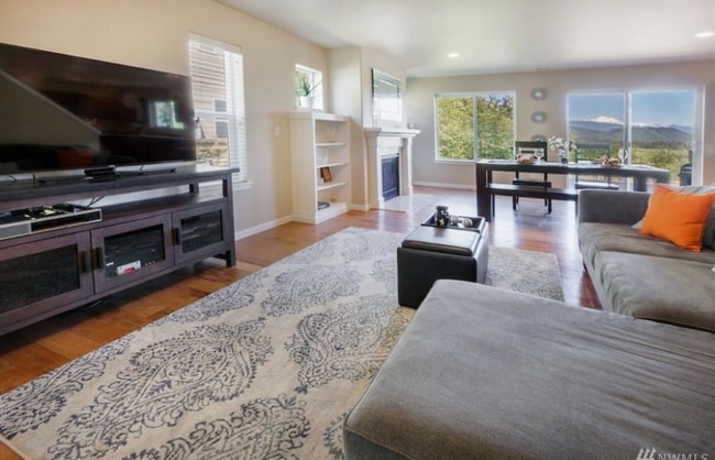 802 Panorama Ridge in Mount Vernon, WA - Building Photo - Building Photo
